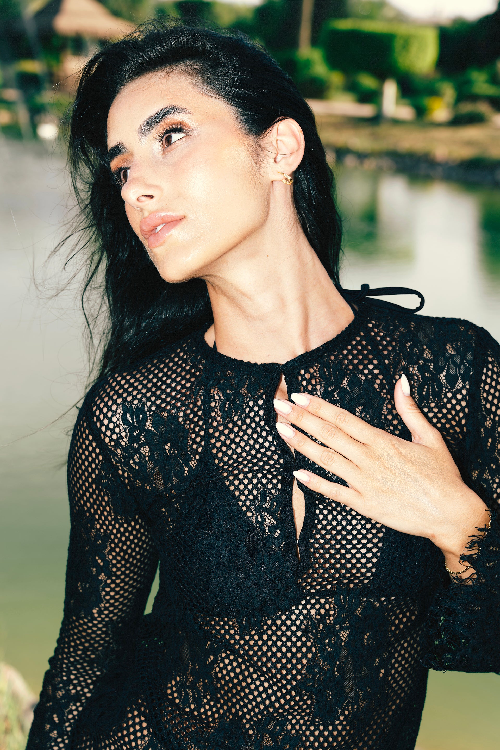 The Mesh Coverup